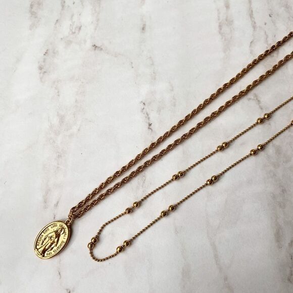 Set of Two Layered Necklace Gold - Picture 4 of 8